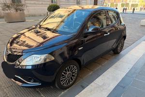 Lancia Ypsilon 1.2 69 CV 5 porte GPL Ecochic Gold 