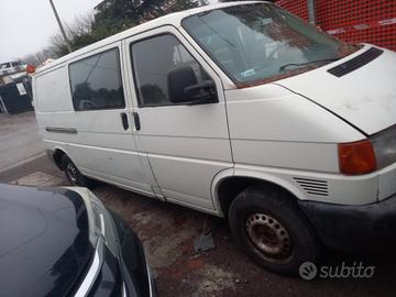 RICAMBI VOLKSWAGEN TRASPORTER ANNO 1995