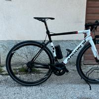 BICI DA CORSA IN CARBONIO