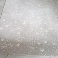 Tappeto Maison du Monde in lana grigio + stelline