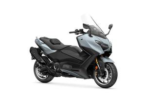 TMAX 560