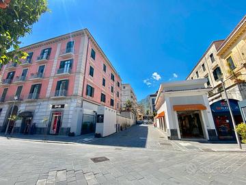 Negozio centralissimo