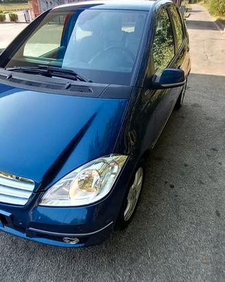 Mercedes Classe A 180 Elegance 1.7 Benzina Automat