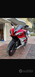 Yamaha YZF R6 - 2011