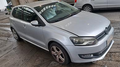 VW POLO 2011 SOLO PER RICAMBI