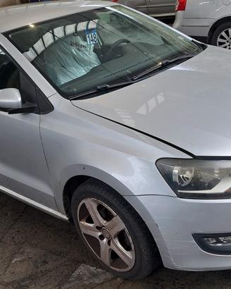 VW POLO 2011 SOLO PER RICAMBI