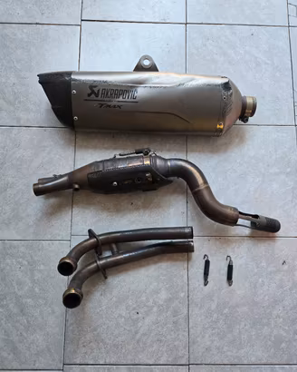 Scarico Akrapovic Tmax 560