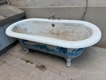 Vasca da bagno d’epoca