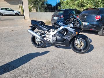 Honda CBR900RR Fireblade 