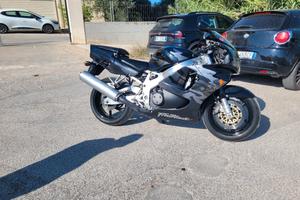 Honda CBR900RR Fireblade 