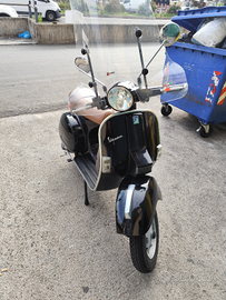 Piaggio vespa px 150