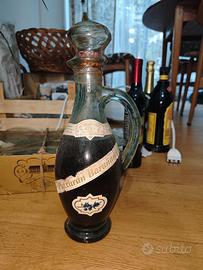 Liquore bottigli vintage di Patxaran Barañano