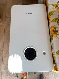 Caldaia a condensazione bosch 24kw seminuova
