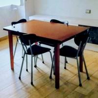 TAVOLO E/O  MOBILE  IN. LEGNO , MASSELLO  NOCE