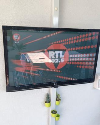 TV LG 42" PLASMA