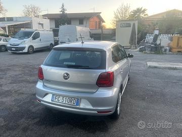 VOLKSWAGEN Polo 5ª serie - 2016