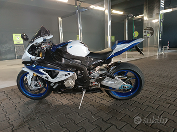BMW hp4 competition