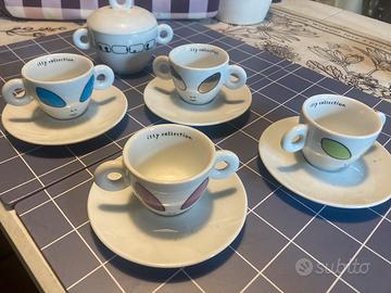 Illy Collection Alien, firmato David Byrne