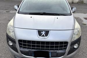 PEUGEOT 3008 2011