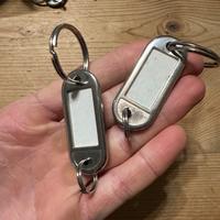 Portachiavi in metallo cromato n68