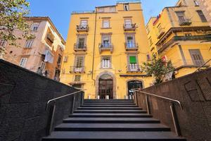 MONOLOCALE A NAPOLI