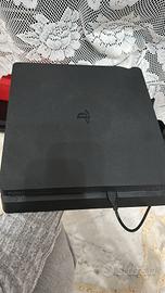 ps4 slim come nuova e due joypad