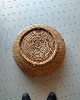 Cesta intrecciata