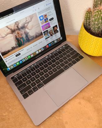Apple MacBook Pro 13 2017 8GB 512 GB Touch Bar