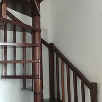 scala a chiocciola in legno 