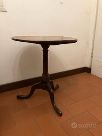 Tavolino in legno