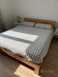 Letto matrimoniale in legno rovere