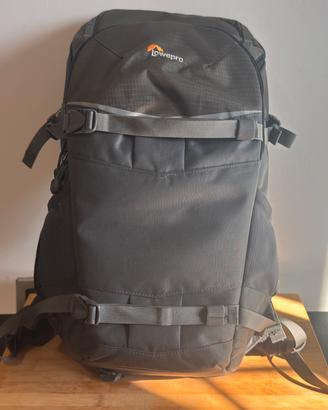 Zaino fotografico Lowepro Flipside Trek BP 350 AW