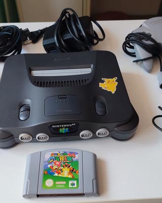 Nintendo 64 console + Super Mario + 3 Joystick 