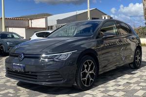 Volkswagen Golf 8 Life 2.0 TDI 116CV