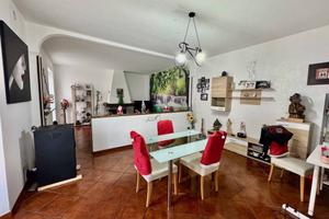 Villetta a schiera di 196 m² con più di 5 locali e