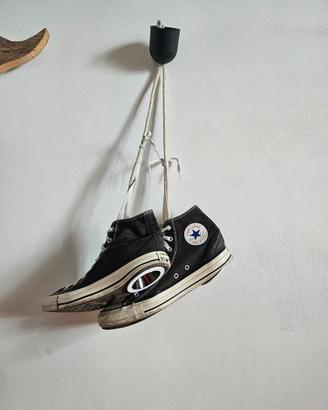 Lampadario Converse All Star - Pezzo Unico Upcycle