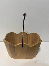 Secchiello porta fiori in legno