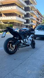 Cfmoto 675sr-r