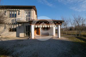 Bifamiliare a San Giorgio delle Pertiche (PD)