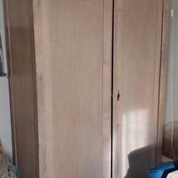 armadio bianco antico