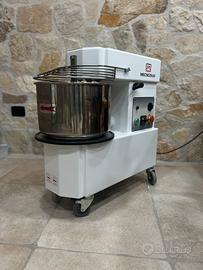 Impastatrice a spirale MECNOSUD IM12AM