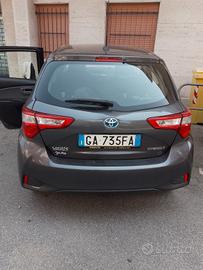 Toyota Yaris ibrida 