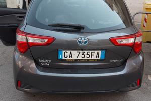 Toyota Yaris ibrida 