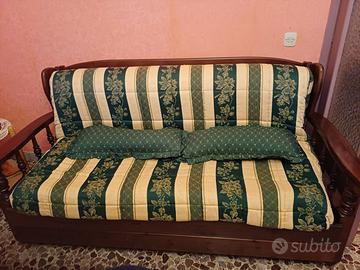 Divano con poltrone