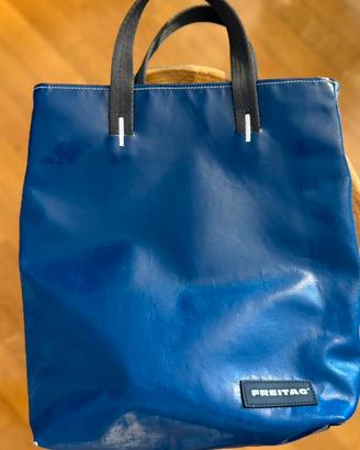 Freitag F 202 Leland