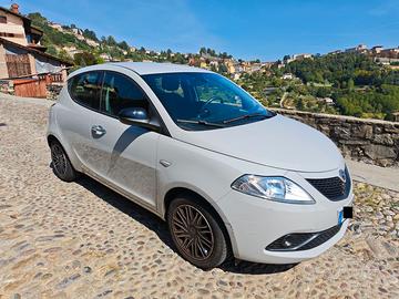 Lancia Ypsilon 2018 1.2 benzina