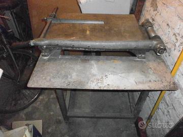 LEGATORIA: Tagliacarte/Tagliacartone da pavimento