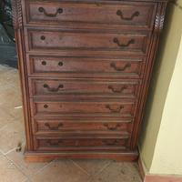 Cassettiera e tavolo tv