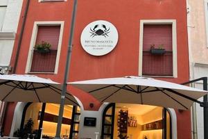 Grado -Palazzetto con ristorante e camere