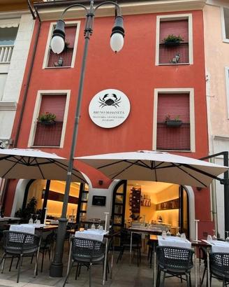 Grado -Palazzetto con ristorante e camere
